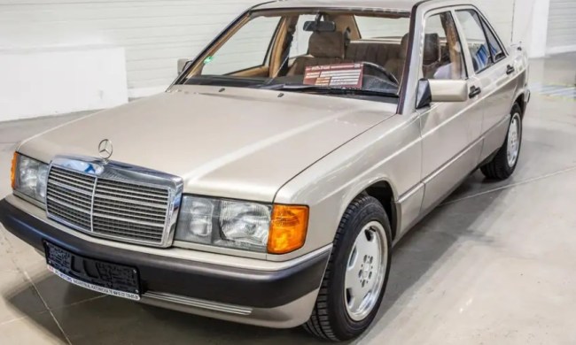 silicon valley secreto enterrado mercedes benz